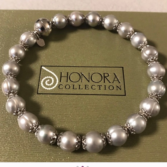 Honora Gray Pearl Bracelet New In Box - Picture 1 of 3